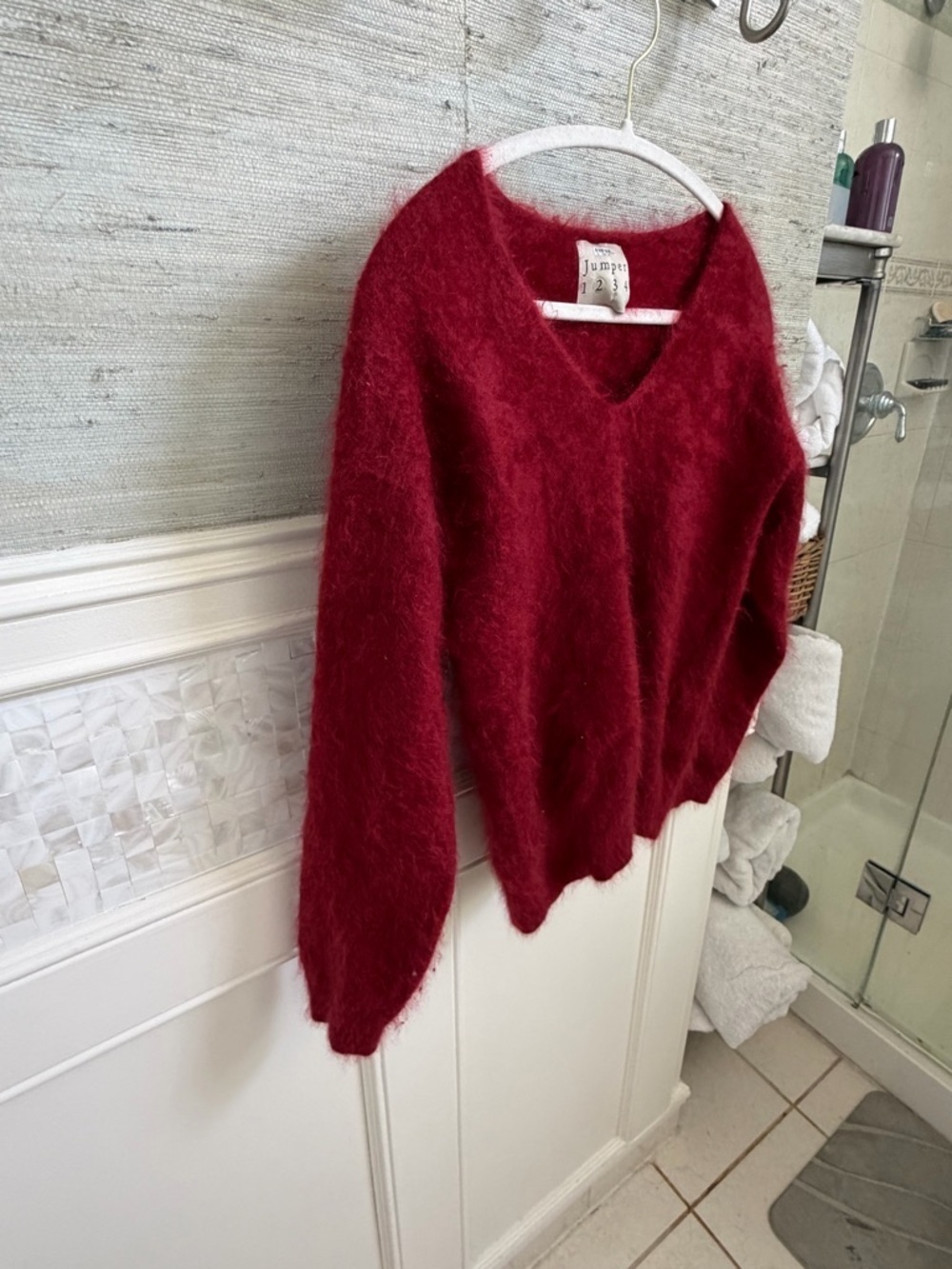 2 / 6 medium Jumper 1234 Rouge Brushed Cashmere V-Neck sweater Red - Picture 9 of 14